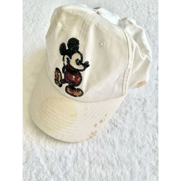 Disneyland park white baseball cap with sequin Mickey Mouse ￼￼ - Picture 1 of 3